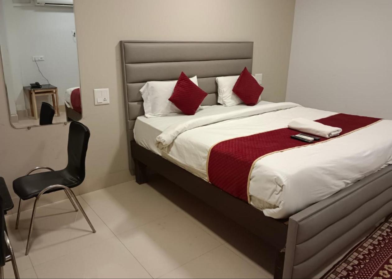 Hotel Amenda International نيودلهي المظهر الخارجي الصورة