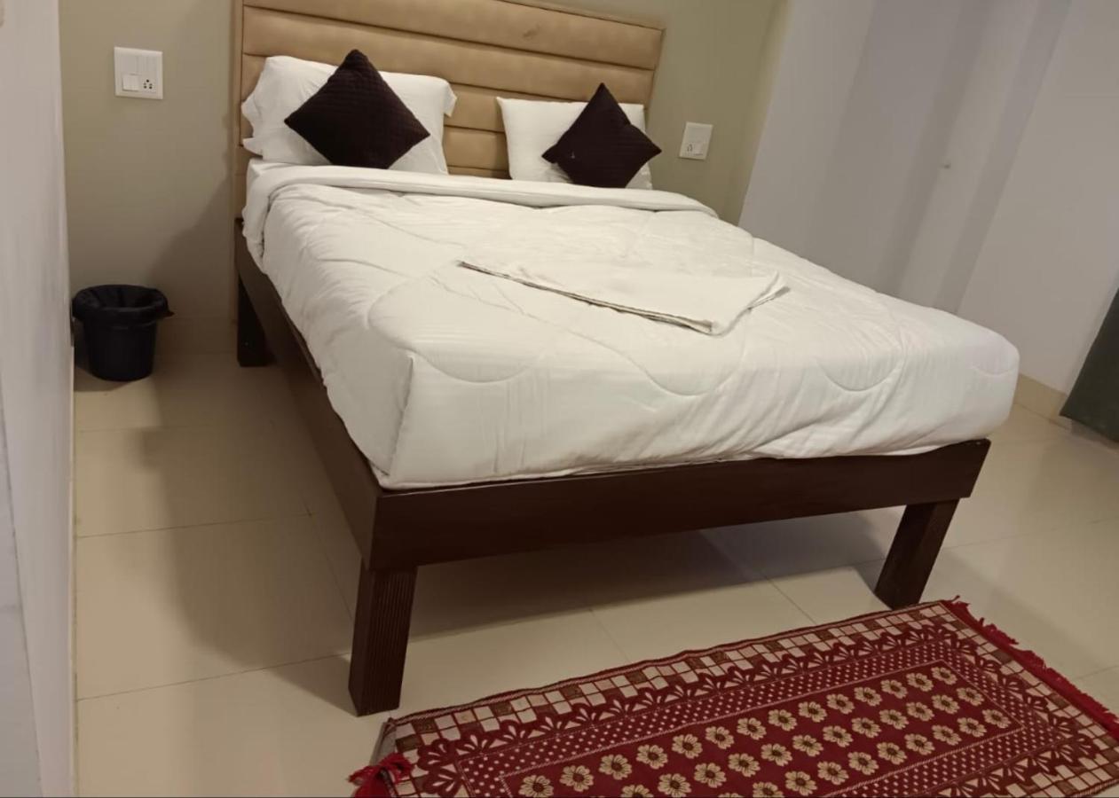 Hotel Amenda International نيودلهي المظهر الخارجي الصورة